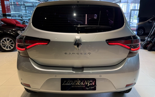 imagem-https://www.socarrao.com.br/sc-vehicle-images-prod/2628182/1785760047927-app-photos-CSuFIA99fPN2BV2XluMlMfm3I5bh57BF.jpg