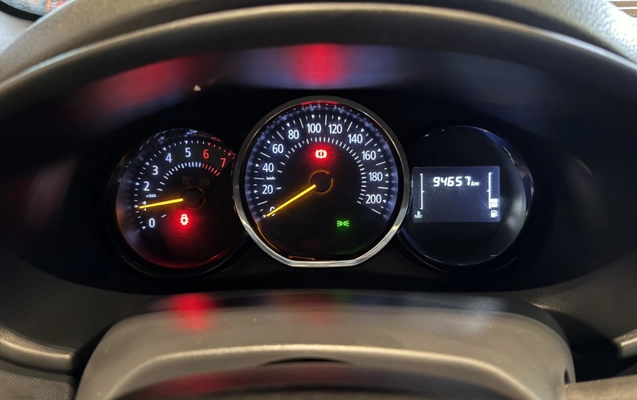 imagem-https://www.socarrao.com.br/sc-vehicle-images-prod/2628182/1785760047930-app-photos-lrUTJFWVT5ofHr608jpCsPtw7Frn5NnZ.jpg