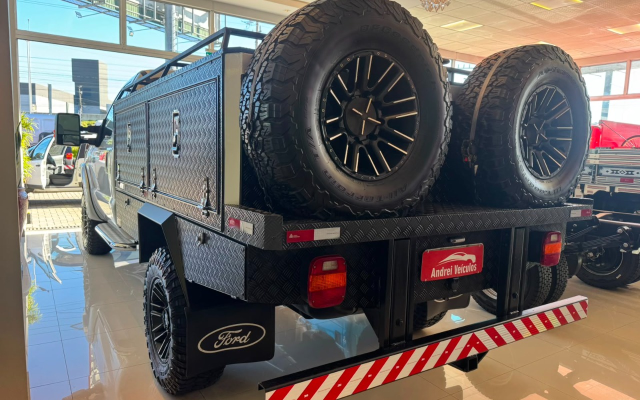 imagem-https://www.socarrao.com.br/sc-vehicle-images-prod/2628740/1784051589786-My5qcGVn.jpeg
