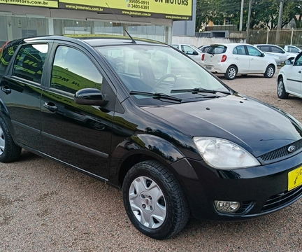 Ford Fiesta 2005 Preto — foto 1 de 3