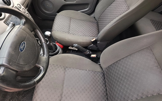 imagem-https://www.socarrao.com.br/sc-vehicle-images-prod/2628813/1784053470625-MmVmNjlhZGMtZjBhNC00OGYwLWFlZTMtNzBkNGYyYmYyMjU0LmpwZw.jpg