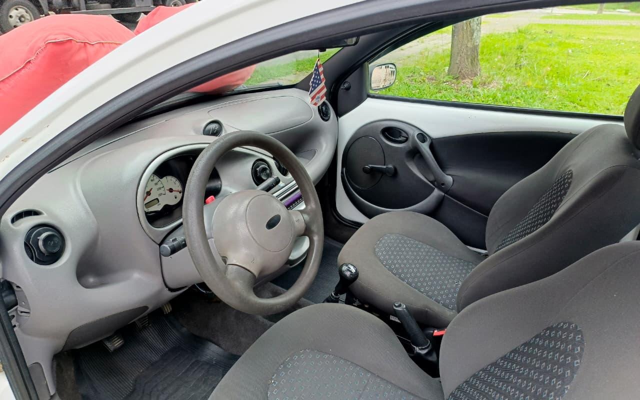 imagem-https://www.socarrao.com.br/sc-vehicle-images-prod/2629548/1784053164007-MGYwMGU3NWUtYzIxMS00ZmNmLTg2N2UtMmIxM2ZjOTIyZTY2LmpwZw.jpg