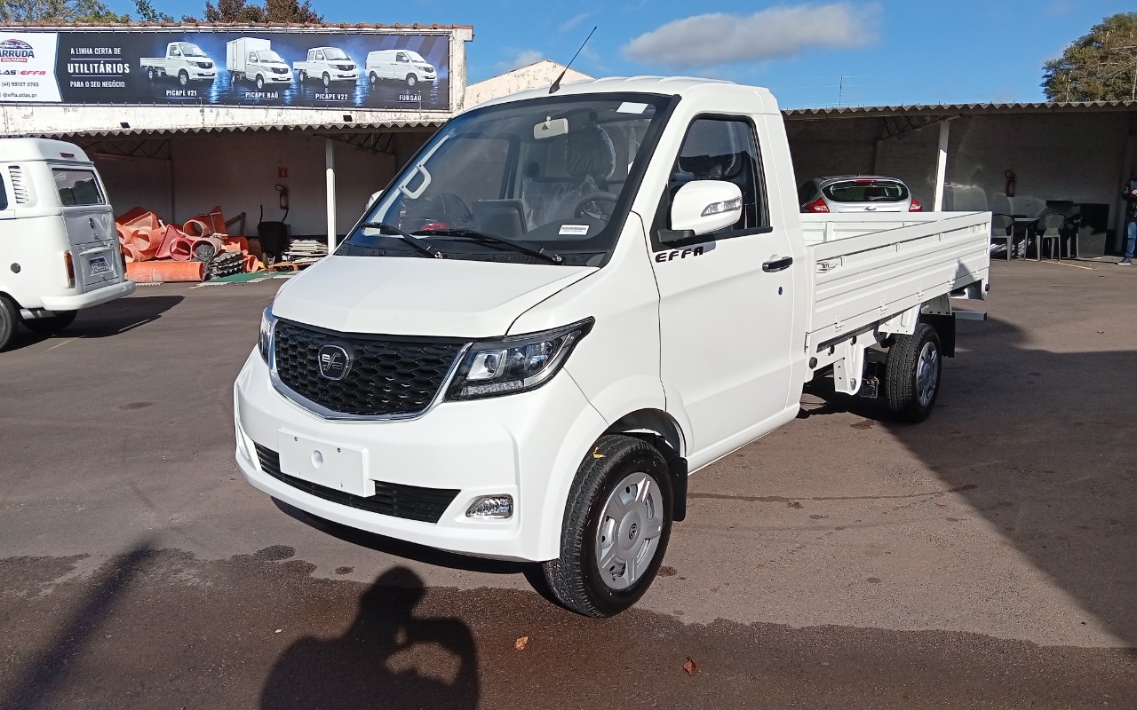 EFFA V21 Pick-up CS 1.5 16V 2p na cor Branco em Curitiba / PR - 2629588
