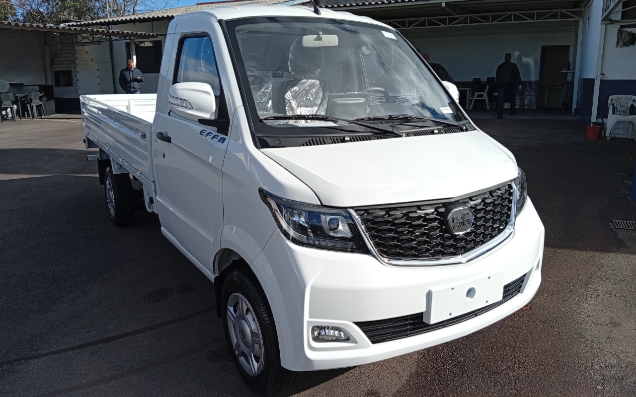 imagem-https://www.socarrao.com.br/sc-vehicle-images-prod/2629588/1784053626326-MTc4NDA1MzQ2MzMwNzc4ODk2Mzk3MTM1MjMzMzE4NzguanBn.jpg