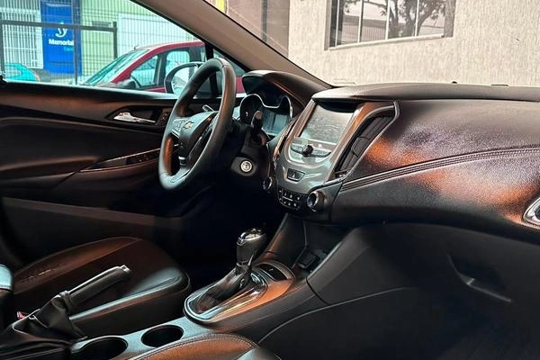 imagem-https://www.socarrao.com.br/sc-vehicle-images-prod/2629619/1788189022533-8278664_20_B_49cd7bab04.jpeg