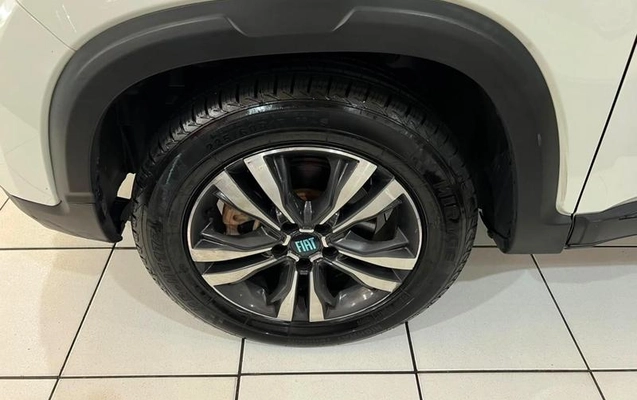 imagem-https://www.socarrao.com.br/sc-vehicle-images-prod/2629623/1791402278823-8278900_16_B_d830d9d32c.jpeg