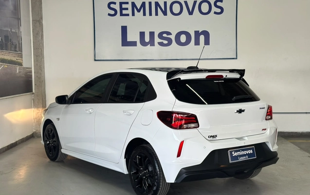 imagem-https://www.socarrao.com.br/sc-vehicle-images-prod/2630145/1786795942359-integration-api-V1EwEIQ5jk6nxK1Fa0U53HpkfQMCHuC4.jpg