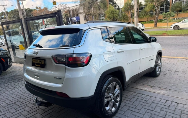 imagem-https://www.socarrao.com.br/sc-vehicle-images-prod/2630987/1784055774940-My5qcGVn.jpeg