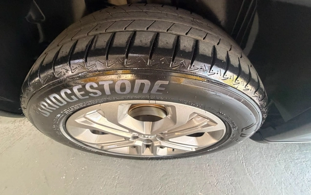 imagem-https://www.socarrao.com.br/sc-vehicle-images-prod/2630987/1784055778016-MjIuanBlZw.jpeg