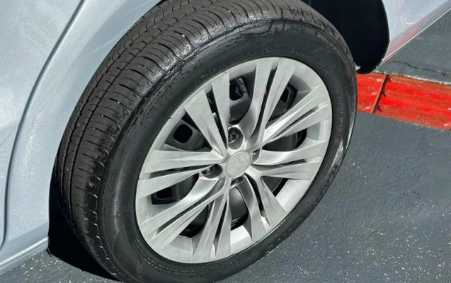 imagem-https://www.socarrao.com.br/sc-vehicle-images-prod/2631096/1784055935743-1784052939244.11.jpg