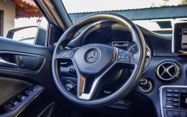 imagem-https://www.socarrao.com.br/sc-vehicle-images-prod/2631137/1784056009030-61d2d919-7d28-4b5d-aa9d-3db69768472a.jpg