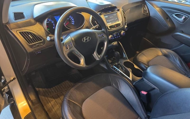 imagem-https://www.socarrao.com.br/sc-vehicle-images-prod/2631271/1788296130558-8279317_14_B_e22bb27f6b.jpeg