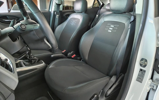 imagem-https://www.socarrao.com.br/sc-vehicle-images-prod/2631370/1784056584796-8c5ee68f-c6c7-45c6-a45a-5ca2f7307297.jpg