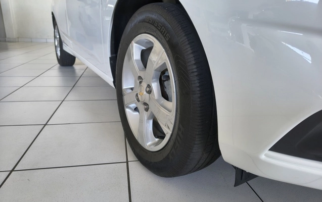 imagem-https://www.socarrao.com.br/sc-vehicle-images-prod/2631370/1784056584804-5893b347-85eb-48a1-8963-bdce5bf16549.jpg