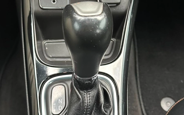 imagem-https://www.socarrao.com.br/sc-vehicle-images-prod/2631582/1784056977246-ODdkN2QyODQtZTA0NS00MDEzLTk5ZTAtMGIyYjAzMTdkYzg5LmpwZw.jpg