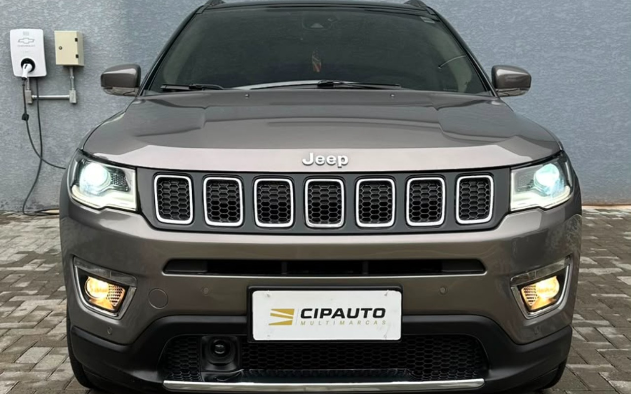 imagem-https://www.socarrao.com.br/sc-vehicle-images-prod/2631582/1784056977670-N2E3MzU1NDQtYmUwYy00Mzg0LTgyOWMtNDZiOTMxNTA1M2JmLmpwZw.jpg