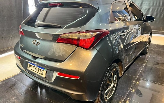 imagem-https://www.socarrao.com.br/sc-vehicle-images-prod/2631658/1789591852539-8263420_4_B_2366a5b72c.jpeg
