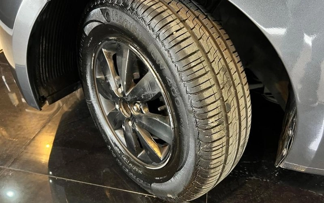 imagem-https://www.socarrao.com.br/sc-vehicle-images-prod/2631658/1789591852550-8263420_14_B_e5e44287c5.jpeg