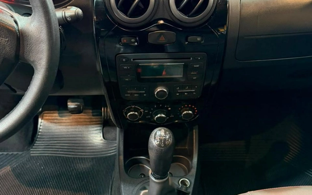 imagem-https://www.socarrao.com.br/sc-vehicle-images-prod/2631778/1784058064534-OC5qcGVn.jpeg
