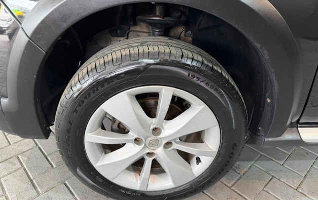 imagem-https://www.socarrao.com.br/sc-vehicle-images-prod/2631778/1784058064925-MTIuanBlZw.jpeg