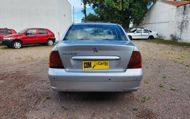 imagem-https://www.socarrao.com.br/sc-vehicle-images-prod/2631871/1784057537356-MjAyNjA0MDFfMTYxNzI5LmpwZw.jpg
