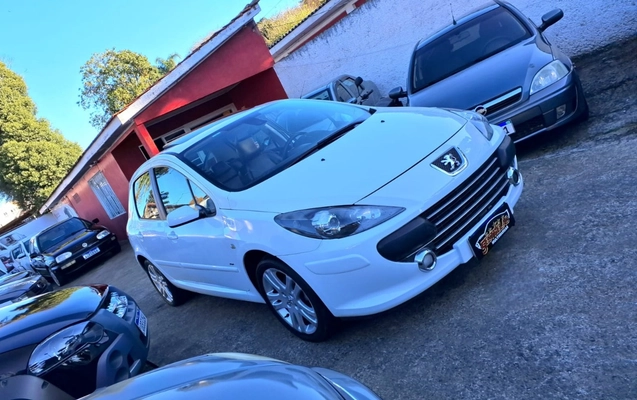 imagem-https://www.socarrao.com.br/sc-vehicle-images-prod/2631988/1784057735701-MS5qcGc.jpg