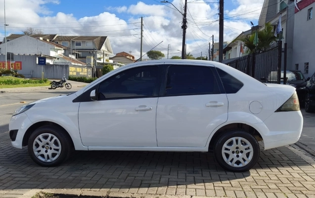 imagem-https://www.socarrao.com.br/sc-vehicle-images-prod/2632018/1784057844623-moLvqDAgMjIp22L1HKFP6HcZl9F7afJV.jpg