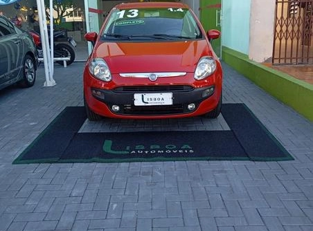 Fiat Punto 2013 Vermelho — foto 1 de 3