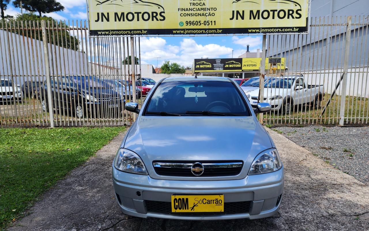 Chevrolet Corsa Hat. Joy 1.0/ 1.0 FlexPower 8V 5p na cor Prata em São José dos Pinhais / PR - 2632612