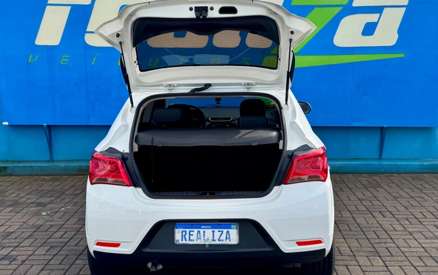 imagem-https://www.socarrao.com.br/sc-vehicle-images-prod/2632613/1784059395838-747026b9-84ee-4a09-bbd0-818f290f6800.jpg