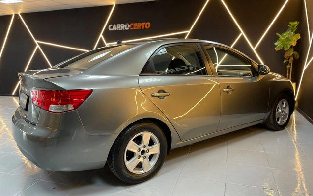imagem-https://www.socarrao.com.br/sc-vehicle-images-prod/2632718/1784059586346-CLqlydnqFcIIwpBccWwwT3rMiPDewlre.jpg
