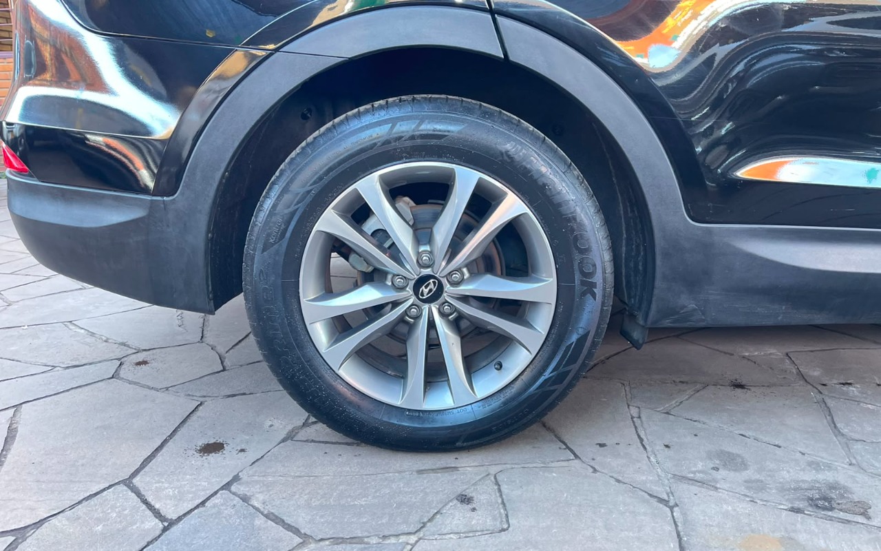 imagem-https://www.socarrao.com.br/sc-vehicle-images-prod/2633390/1784061194228-V2hhdHNBcHAgSW1hZ2UgMjAyNi0wNy0xNCBhdCAxNi41NS4xNSAoMykuanBlZw.jpeg
