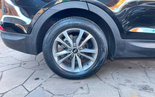 imagem-https://www.socarrao.com.br/sc-vehicle-images-prod/2633390/1784061194228-V2hhdHNBcHAgSW1hZ2UgMjAyNi0wNy0xNCBhdCAxNi41NS4xNSAoMykuanBlZw.jpeg