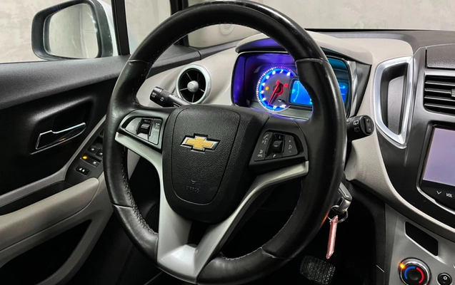 imagem-https://www.socarrao.com.br/sc-vehicle-images-prod/2633893/1790164780006-0cb222c7-84e4-4cf2-bc92-fe589f53f5aa.jpg