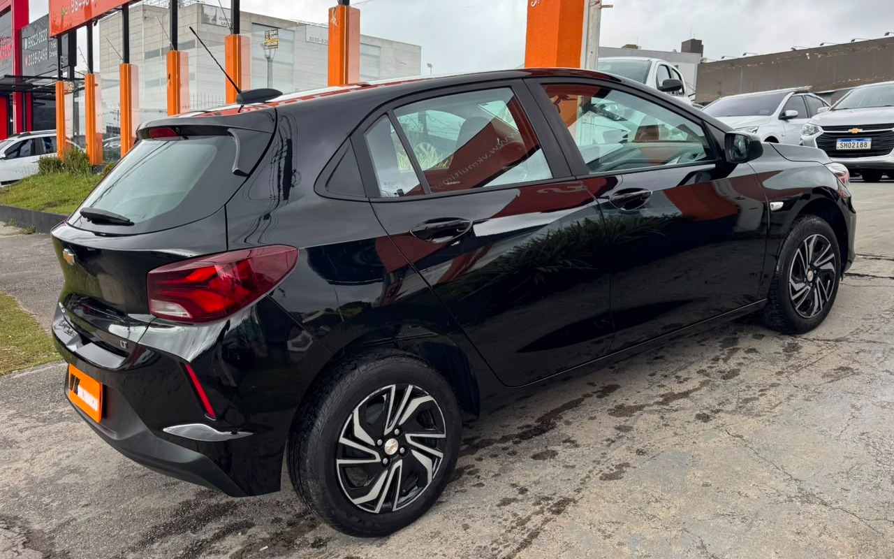 imagem-https://www.socarrao.com.br/sc-vehicle-images-prod/2633921/1784062195548-V2hhdHNBcHAgSW1hZ2UgMjAyNi0wNy0xNCBhdCAxMy40My4yMiAoMSkuanBlZw.jpeg