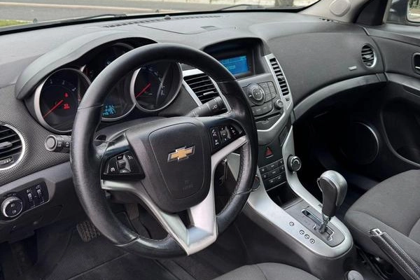 imagem-https://www.socarrao.com.br/sc-vehicle-images-prod/2633984/1784062273897-8190762_6_B_b150183bf1.jpeg