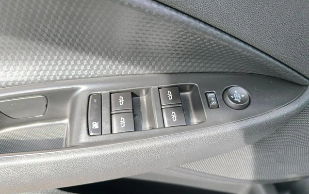 imagem-https://www.socarrao.com.br/sc-vehicle-images-prod/2634046/1787676557474-8276213_13_B_076eeaf5bf.jpeg