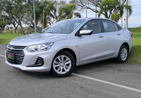 Chevrolet Onix 2023 Prata — foto 1 de 3