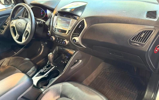 imagem-https://www.socarrao.com.br/sc-vehicle-images-prod/2634304/1788283696853-8280157_3_B_1ca77b14fa.jpeg