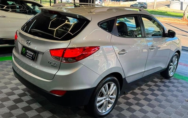 imagem-https://www.socarrao.com.br/sc-vehicle-images-prod/2634304/1788283696853-8280157_3_B_9193fc8bcd.jpeg