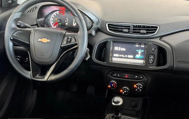 imagem-https://www.socarrao.com.br/sc-vehicle-images-prod/2634369/1789393706899-8276141_16_B_c3c58be273.jpeg