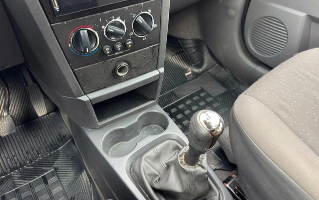 imagem-https://www.socarrao.com.br/sc-vehicle-images-prod/2634395/1789585166284-8278274_0_B_b6b58fa915.jpeg