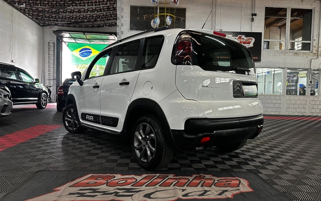 imagem-https://www.socarrao.com.br/sc-vehicle-images-prod/2634470/1784063198498-9a282ad79a89488b9d976c30a985c17c_1784063074818.jpg