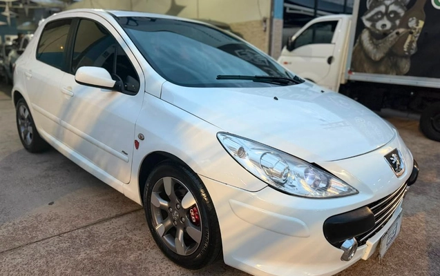 imagem-https://www.socarrao.com.br/sc-vehicle-images-prod/2634528/1789147120516-gb-124ba0b.jpeg