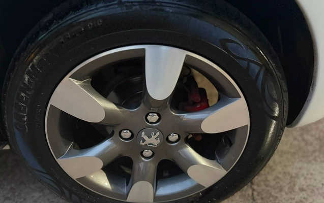 imagem-https://www.socarrao.com.br/sc-vehicle-images-prod/2634528/1789147120525-gb-c012eaf.jpeg