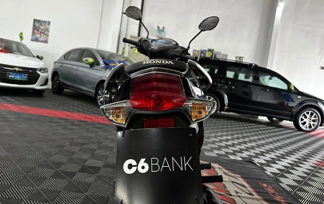 imagem-https://www.socarrao.com.br/sc-vehicle-images-prod/2634835/1784063789654-7408da4ff81d4769995bcc830318ed41_1784040330075.jpg