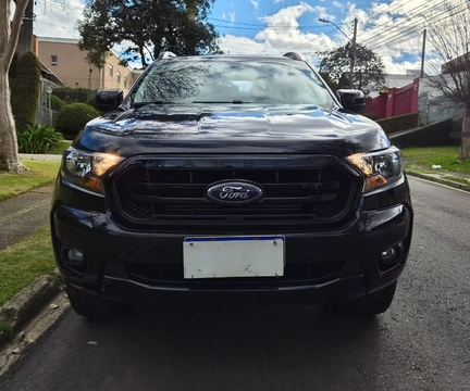 Ford Ranger 2023 Preto — foto 1 de 3