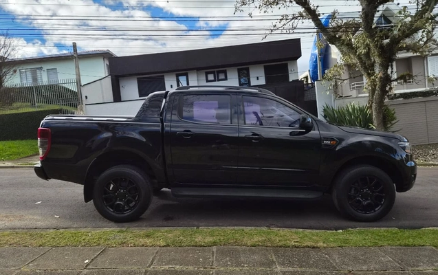 imagem-https://www.socarrao.com.br/sc-vehicle-images-prod/2635008/1784064737075-bGxkZ2pkbGQuanBlZw.jpeg