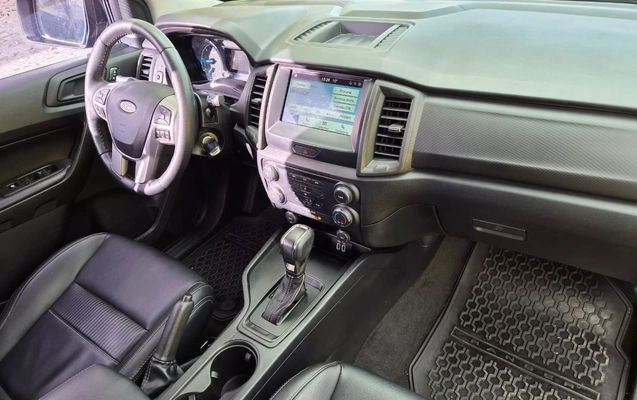 imagem-https://www.socarrao.com.br/sc-vehicle-images-prod/2635008/1784064738133-bGRsZGxkbGQuanBlZw.jpeg