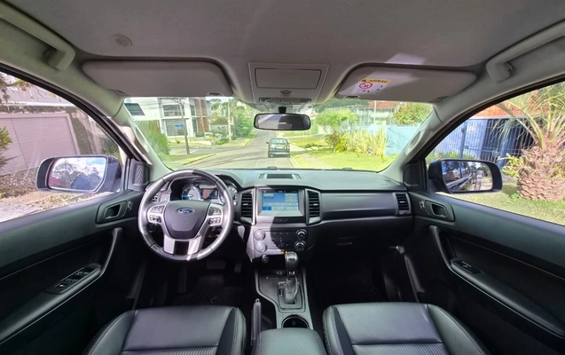 imagem-https://www.socarrao.com.br/sc-vehicle-images-prod/2635008/1784064738982-bGxsbGxkZC5qcGVn.jpeg